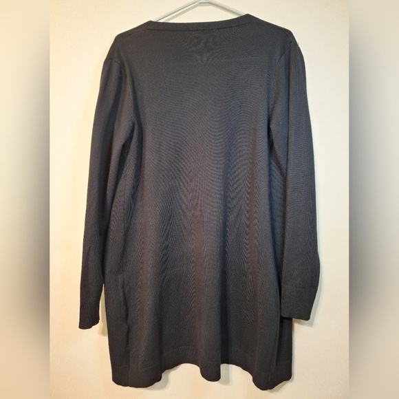 Esperanza Medium black longsleeve floral embroidered open knit long cardigan - Picture 5 of 7